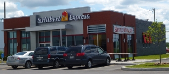 Visite du St-Hubert Express de Chambly