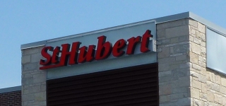 Ajout de la deuxième visite du St-Hubert du boulevard Laurier à Québec