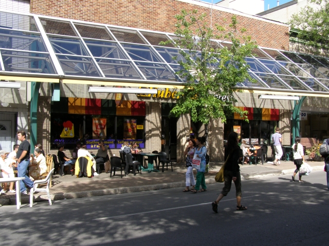 Photo du restaurant et prêt pour la photo suivante