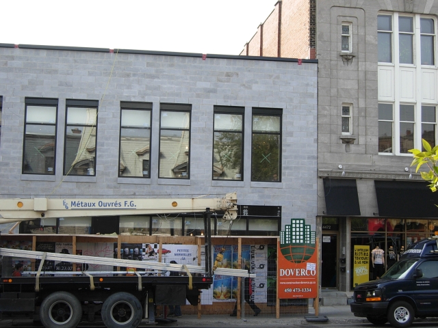 Reconstruction du restaurant sur St-Denis